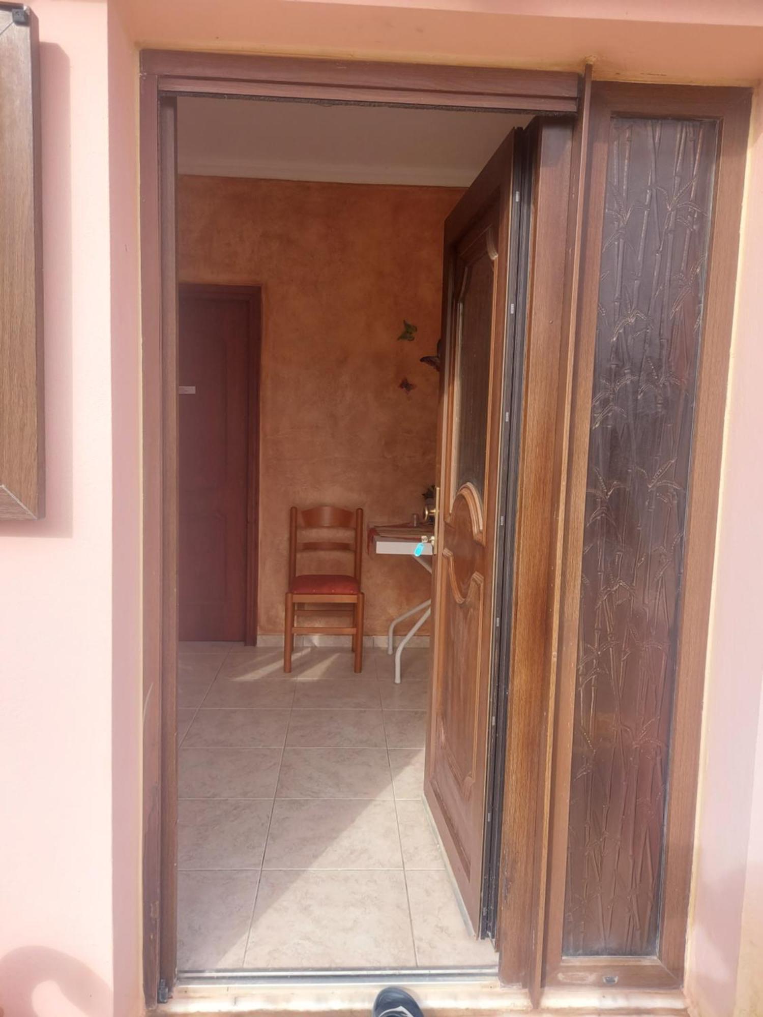 Kastro Studios Пиги Номер фото